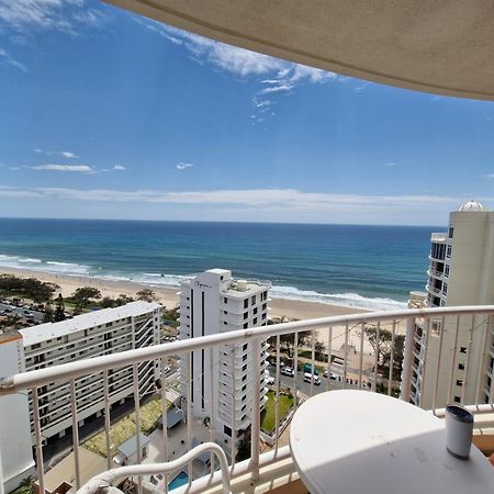 Apr Private Suites Moroc By The Beach Gold Coast Exterior foto